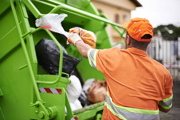 Best Junk Hauling Services  in Essexville, MI